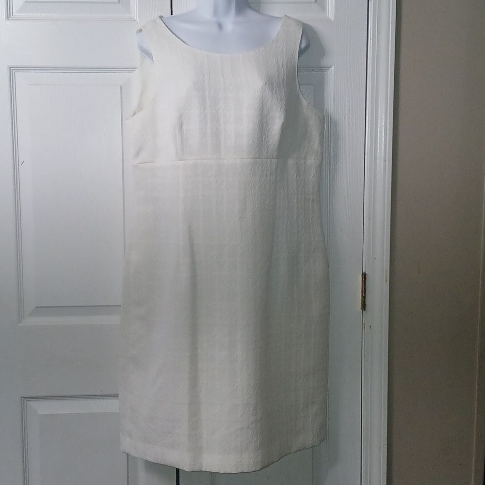 Le Suit white sleeveless sheath midi career dress Sz 16  EUC